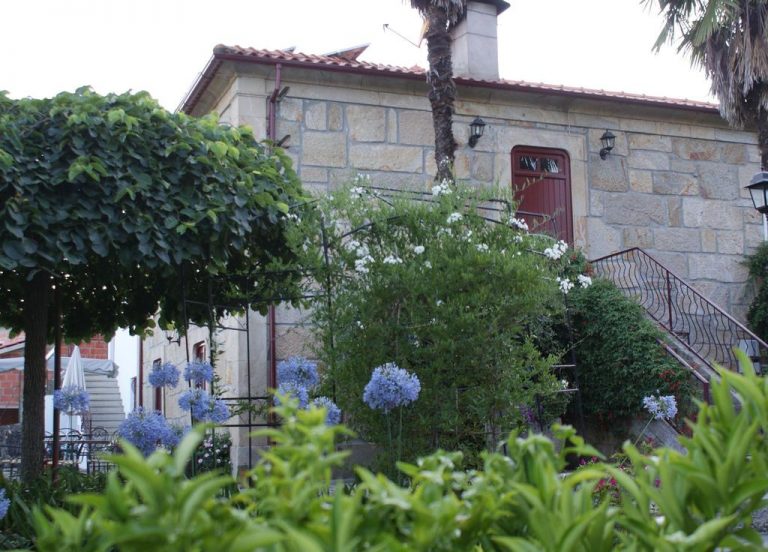 6 bedroom villa in magnificent area of Portugal