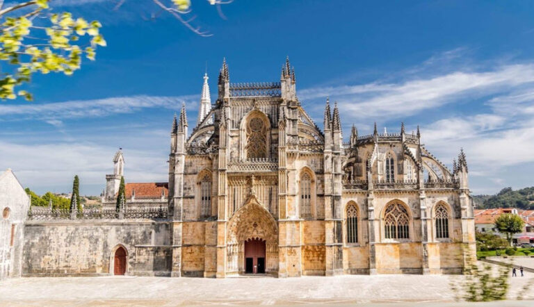 História de Portugal Mosteiro da Batalha História de Portugal Mosteiro da Batalha
