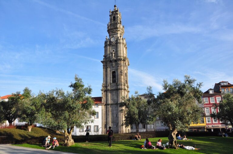 Símbolo religioso Porto Torre dos Clérigos Símbolo religioso Porto Torre dos Clérigos