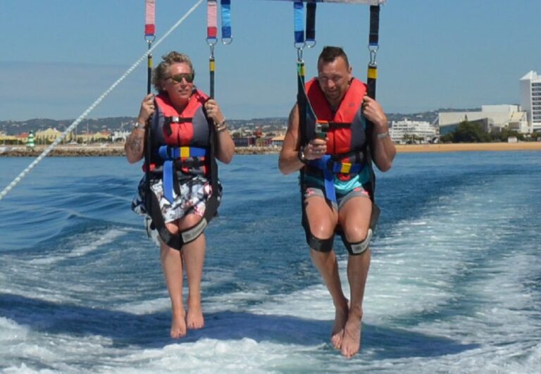 Parasailing uma aventura inesquecível Parasailing uma aventura inesquecível